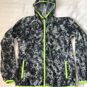 NB tissue weight hooded jacket in splashy black/white print neon green accents
